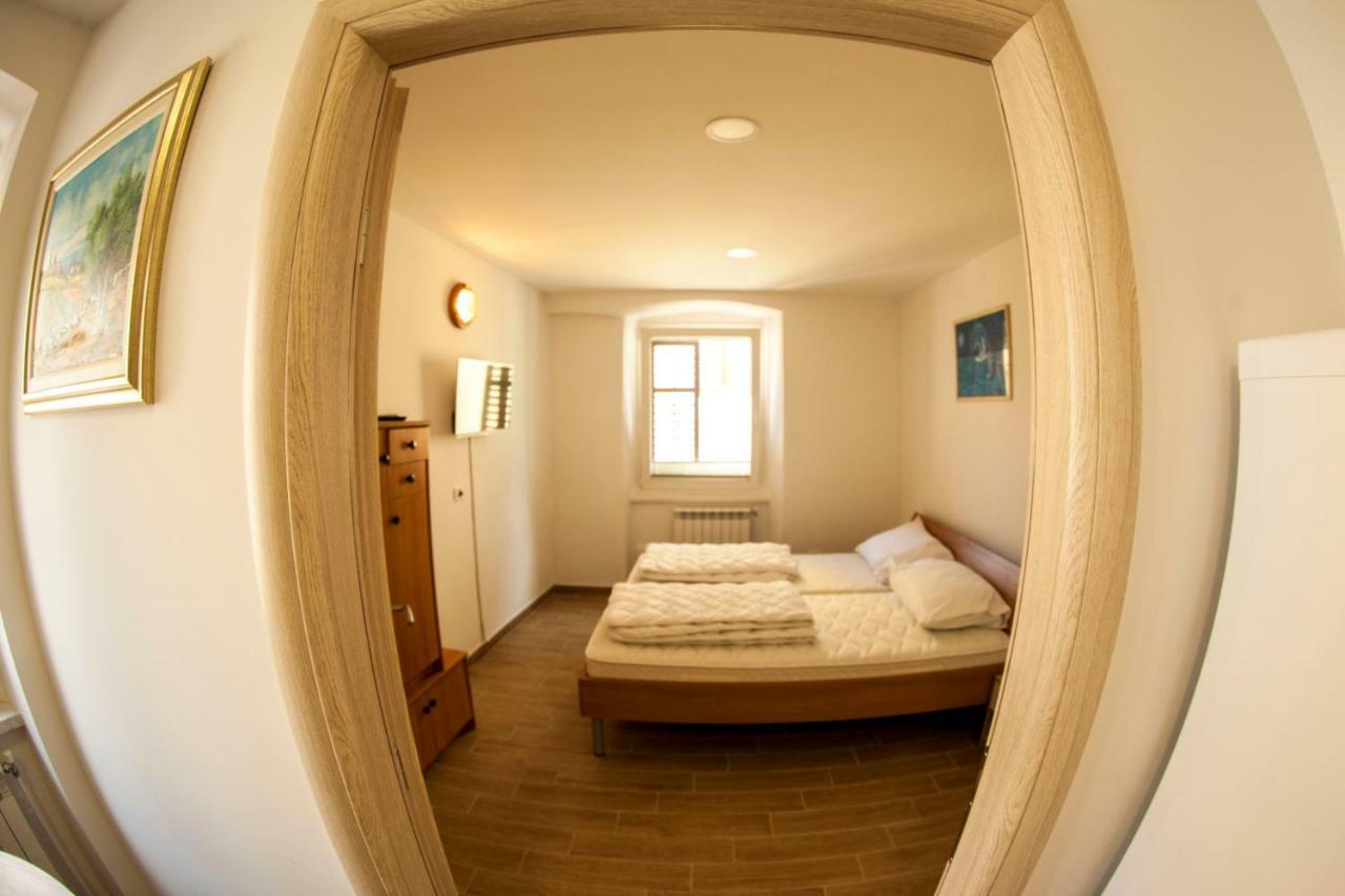 Ferienwohnung Port Izola Exterior foto